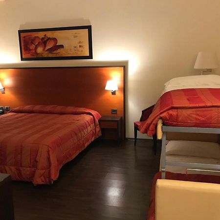 Gullo Hotel Аккония Экстерьер фото